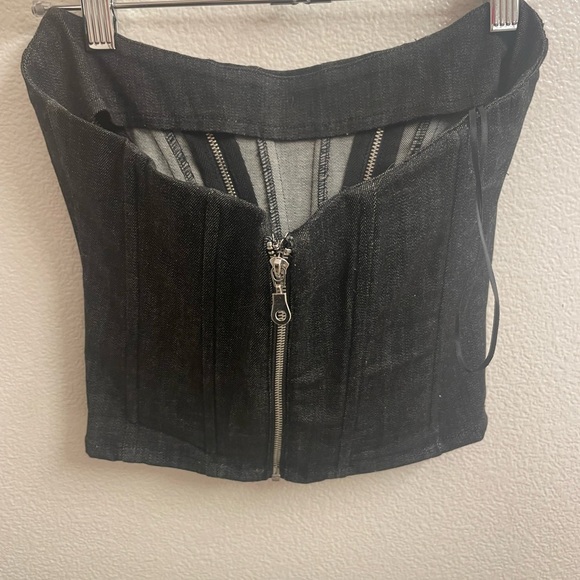 With Jean Mirabel top in XS - Picture 3 of 4